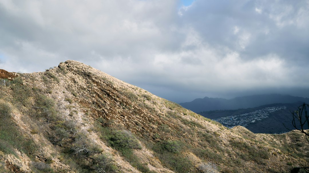 Photo debris crossing mountain ridge process